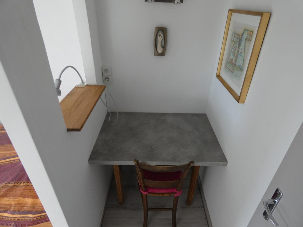 Aquero-Accueil Apartment Bartres Luaran gambar
